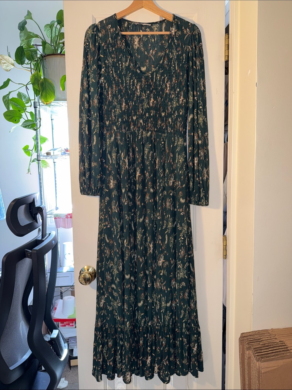 Mango MNG Green Floral Pleated Maxi Dress Long Sleeve Square Neck Size M 6